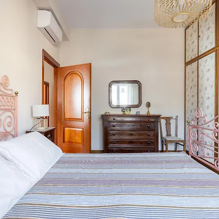 Retreat Near The Appian Way & Catacombs Apartment *